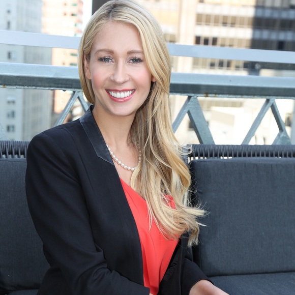 Meet Your Posher Amber! - Picture 1 of 14